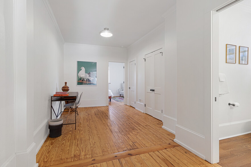 More Photos Of 119 Turner St, Beaufort Storefront Retail Office For Sale