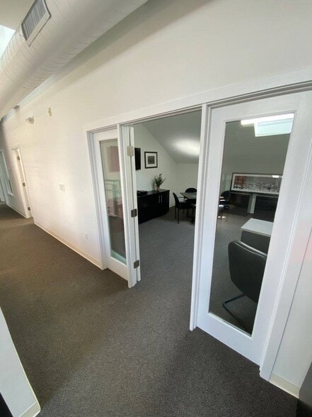 More Photos Of 37 Franklin St, Westport Office For Lease