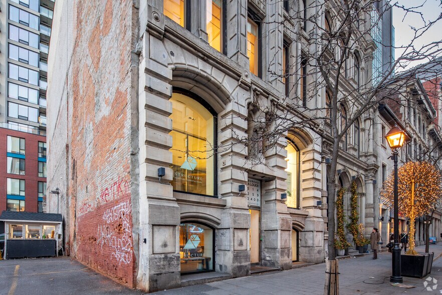 More Photos Of 460-464 Mcgill, Montréal Office For Sale