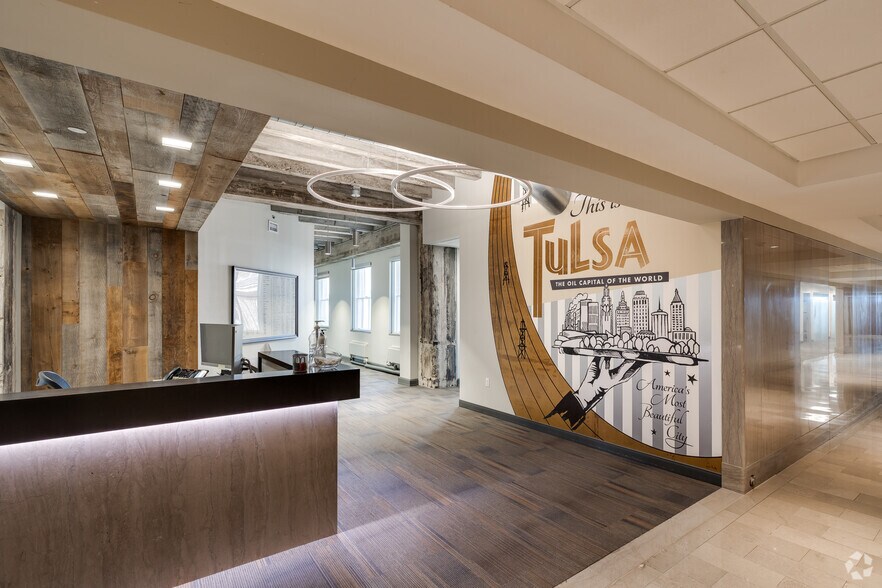 More Photos Of 320 S Boston Ave, Tulsa Office For Sale