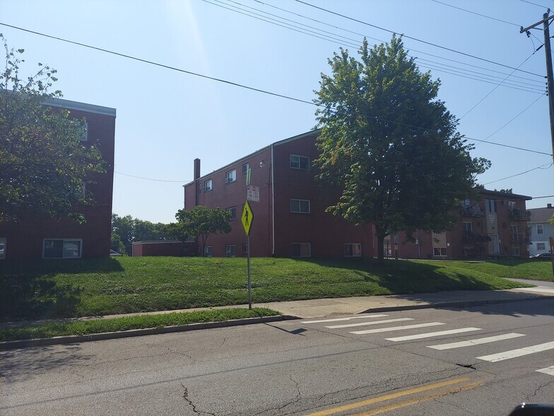 More Photos Of , Cincinnati Multifamily For Sale