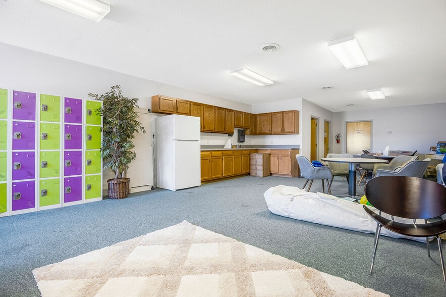 More Photos Of 217-219 Station St, Jacksonville Medical For Sale