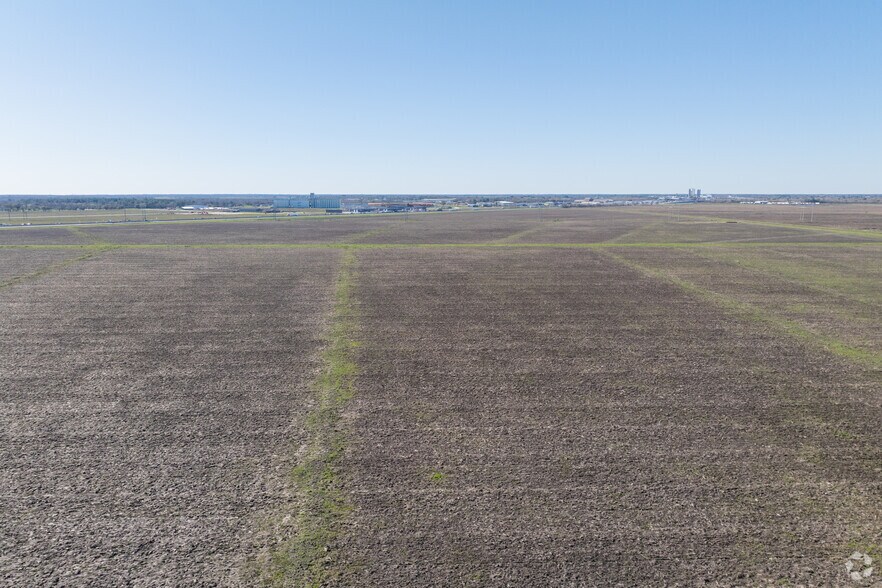 More Photos Of Interstate 10, Beaumont Land For Sale