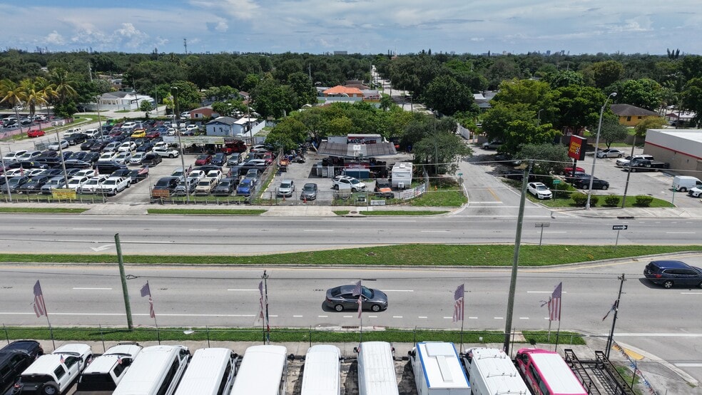 More Photos Of 9301 NW 27th Ave, Miami Auto Dealership For Sale