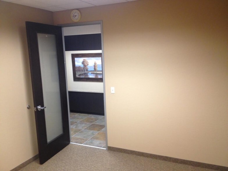 More Photos Of 333 N Dobson Rd, Chandler Office For Sale