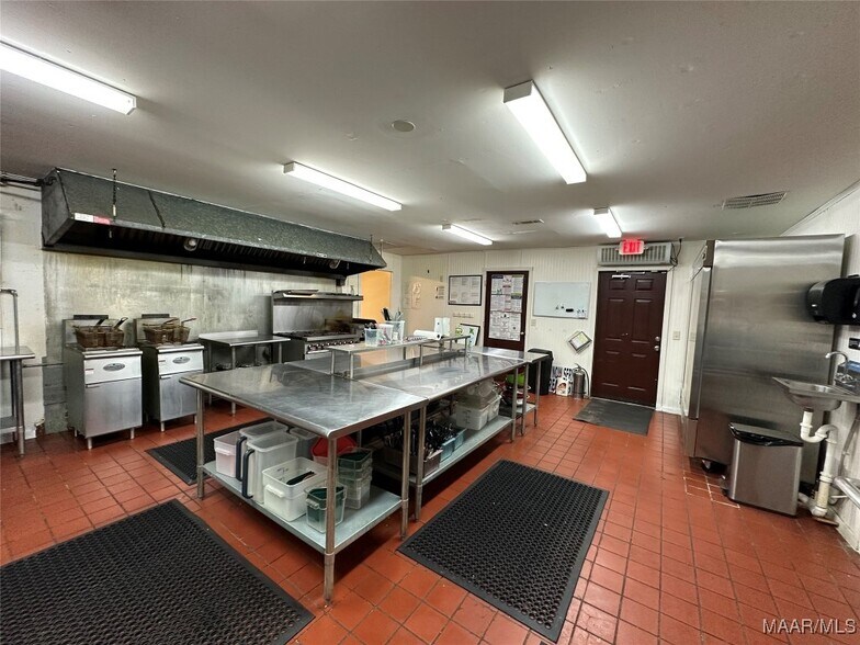 More Photos Of 2203 Highway 134, Kinston Restaurant For Sale