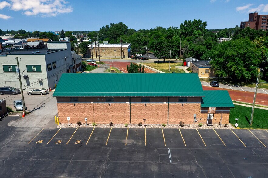 More Photos Of 73 Main St, North Tonawanda Loft Creative Space For Sale