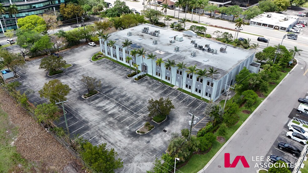 More Photos Of 6030 Hollywood Blvd, Pembroke Pines Medical For Lease