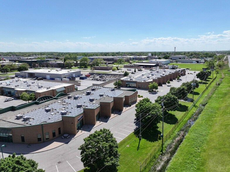 More Photos Of 3200 Deziel Dr, Windsor Unknown For Lease