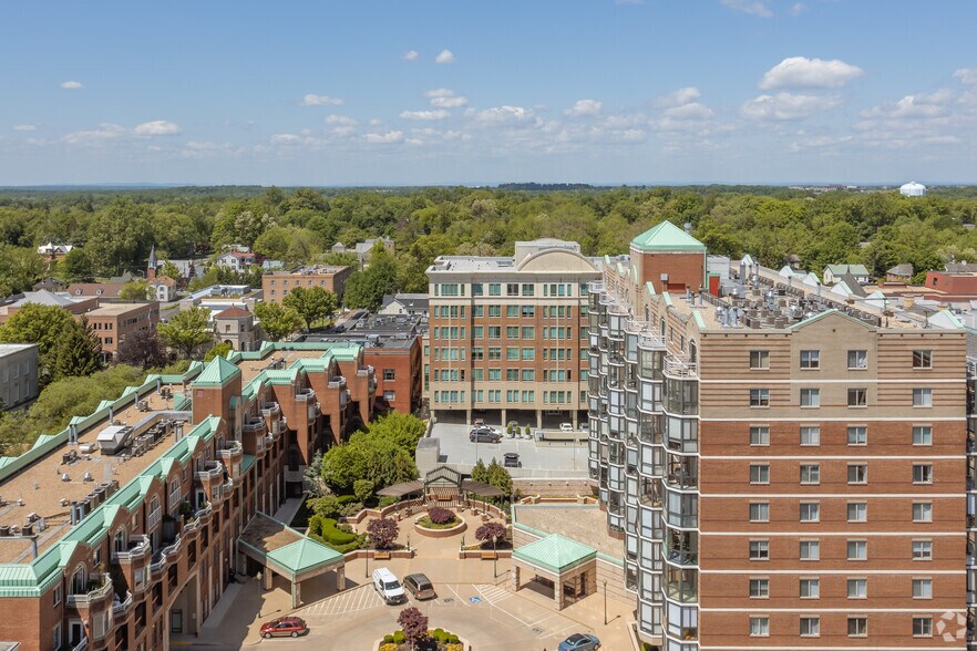 More Photos Of 44 Maryland Ave, Rockville Apartments For Lease