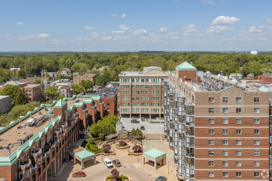 More Photos Of 44 Maryland Ave, Rockville Apartments For Lease