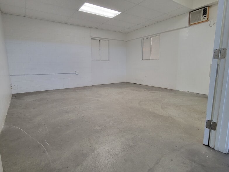 More Photos Of 1001 E 7th St, Los Angeles Warehouse For Lease