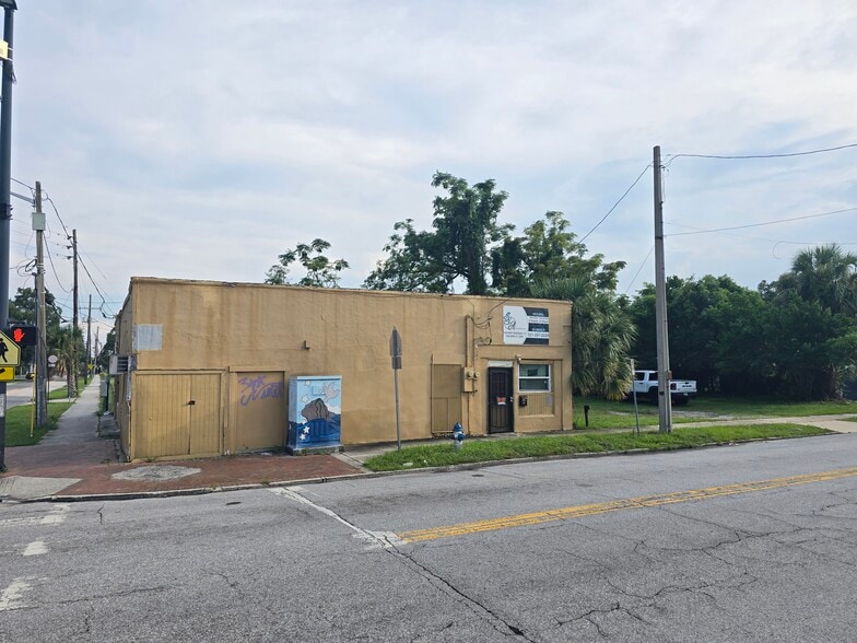 More Photos Of 234 N Westmoreland Dr, Orlando Warehouse For Sale