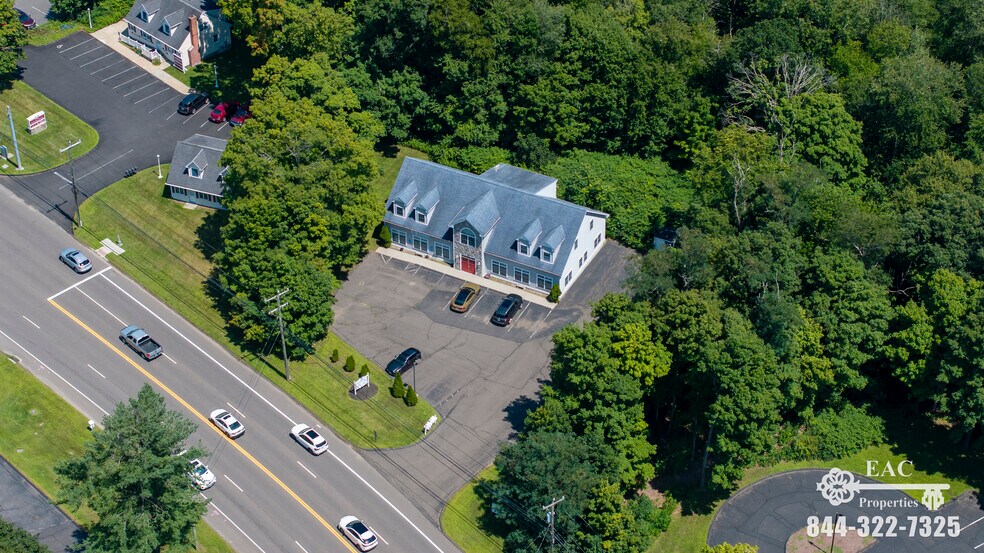 More Photos Of 238 Monroe Tpke, Monroe Medical For Lease