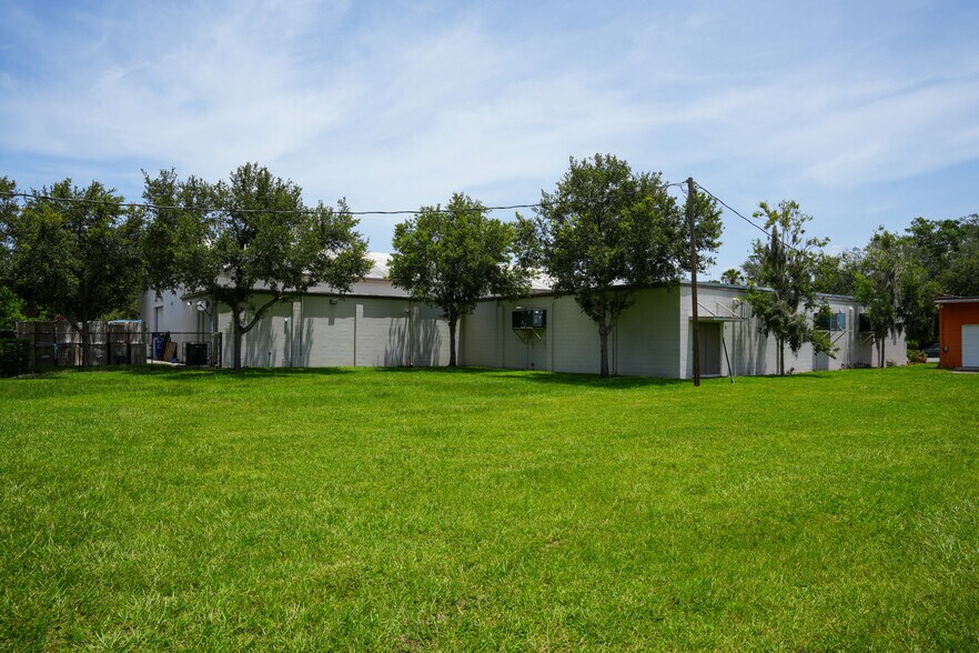 More Photos Of 1100 S French Ave, Sanford Freestanding For Lease