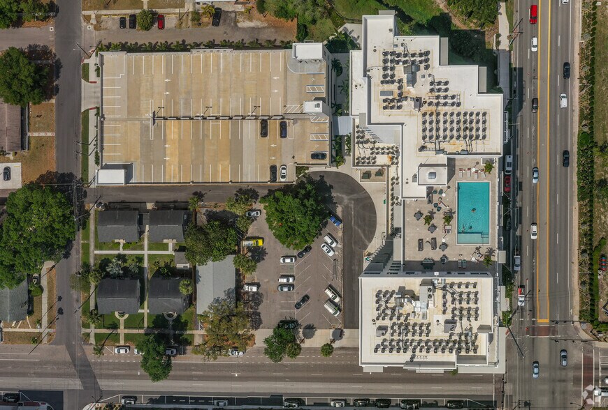 More Photos Of 160 16th St N, Saint Petersburg Multifamily For Sale