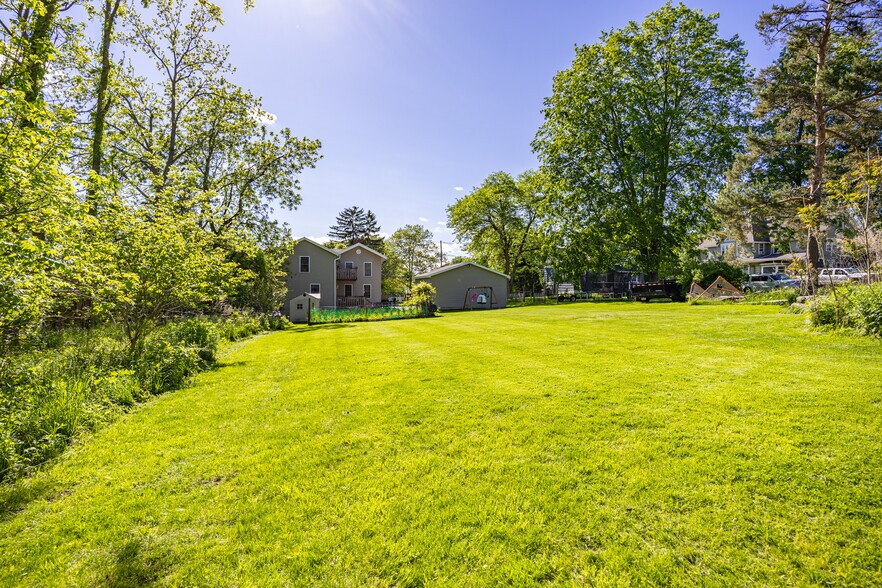 More Photos Of 166 N Main St, Fairport Apartments For Sale