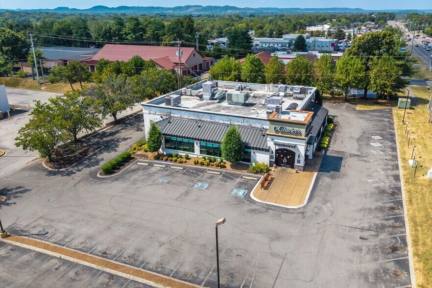 Primary Photo Of 1202 Murfreesboro Rd, Franklin Restaurant For Lease