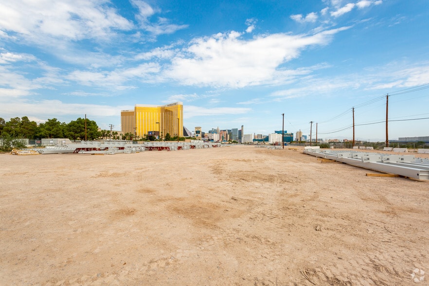 More Photos Of 4815 S Las Vegas Blvd, Las Vegas Land For Sale