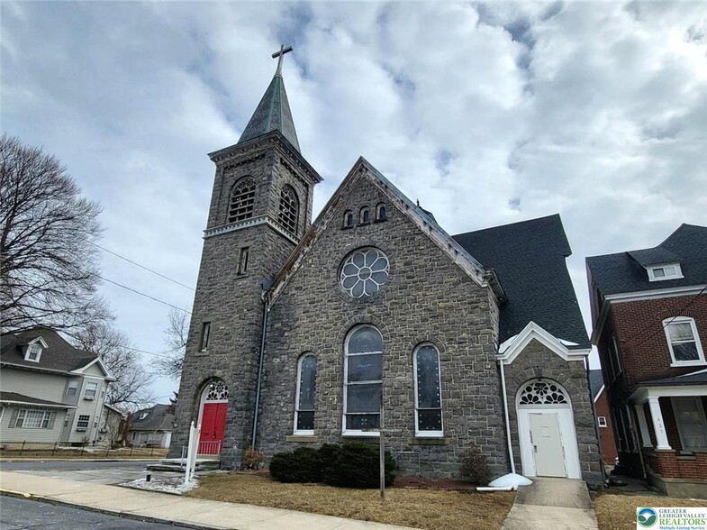 More Photos Of 425-429 Walnut St, Catasauqua Religious Facility For Sale