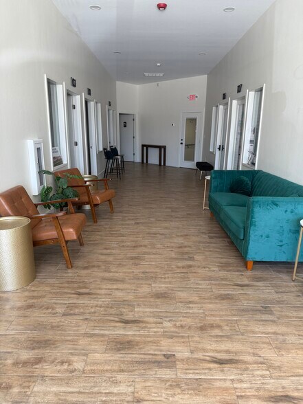 More Photos Of 751 W Willow Ave, Duncan Specialty For Lease