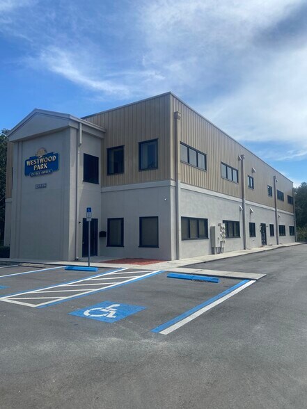 Primary Photo Of 15506 County Line Rd, Spring Hill Daycare Center For Lease