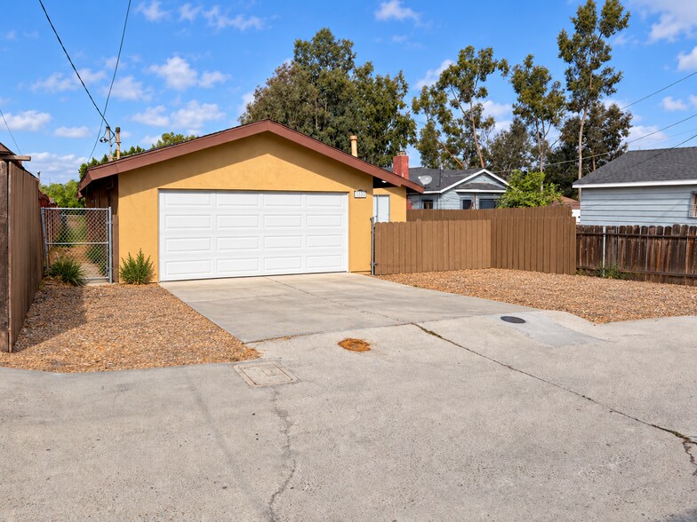 More Photos Of 3313-15 38th St, San Diego Apartments For Sale