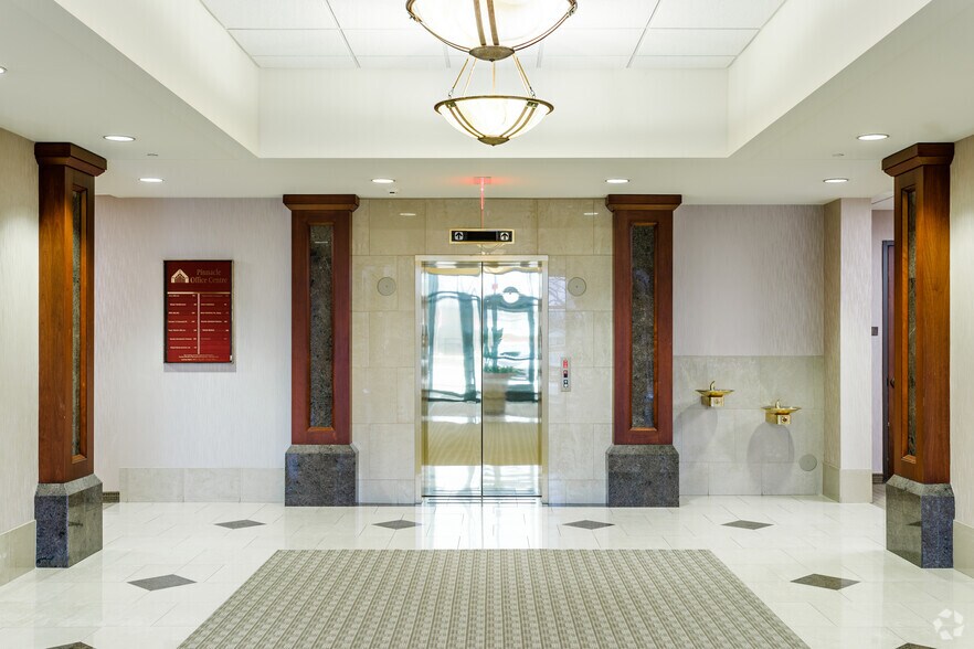 More Photos Of 41800 W 11 Mile Rd, Novi Loft Creative Space For Sale