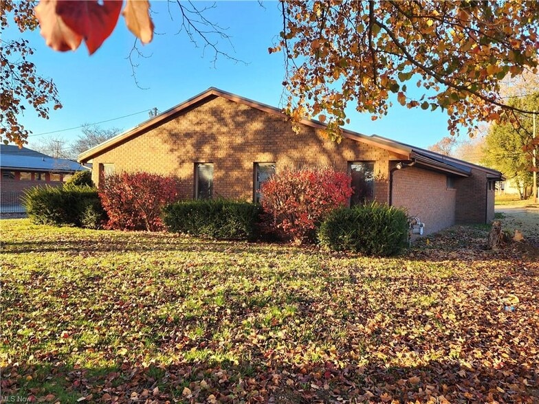 Primary Photo Of 656 Chestnut St, Coshocton Rehabilitation Center For Sale