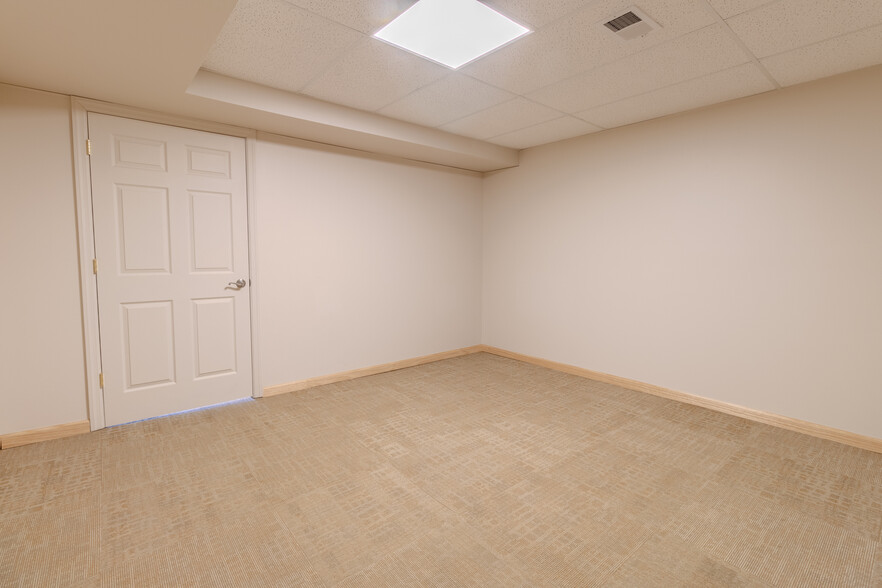 More Photos Of 2120 Freeport Rd, New Kensington Office For Lease
