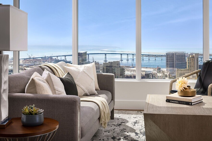 More Photos Of 702 Broadway, San Diego Apartments For Lease