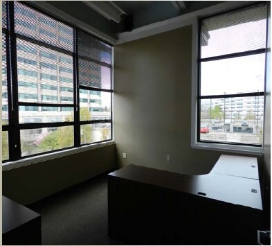 More Photos Of 525 NE Oregon St, Portland Office For Lease