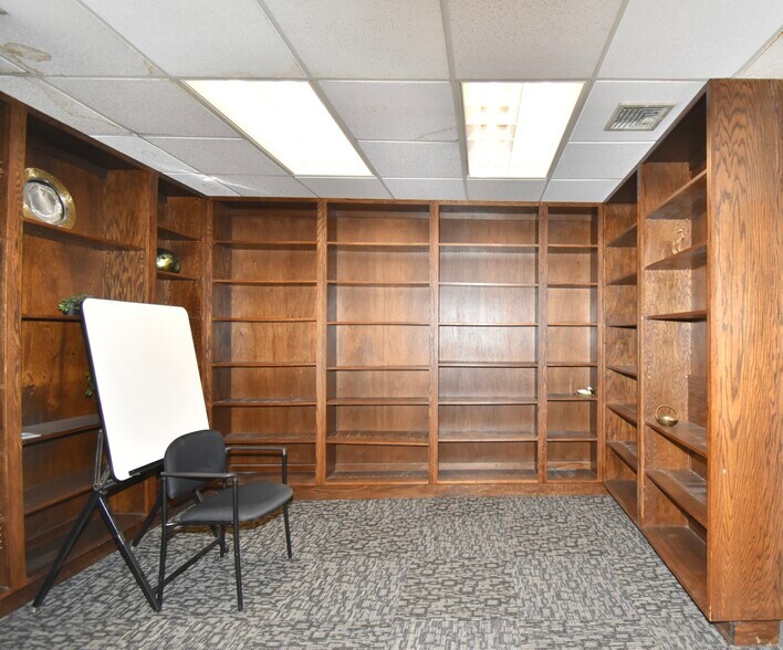 More Photos Of 175 State St, Springfield Office For Sale