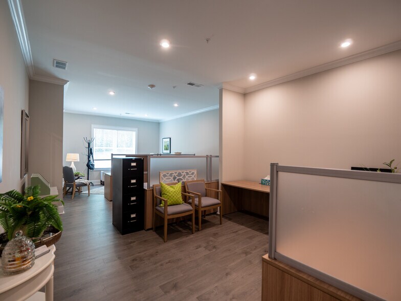 More Photos Of 3957 S Main St, Acworth Office For Sale