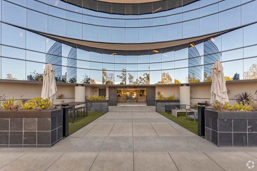 More Photos Of 9665 Chesapeake Dr, San Diego Office For Lease