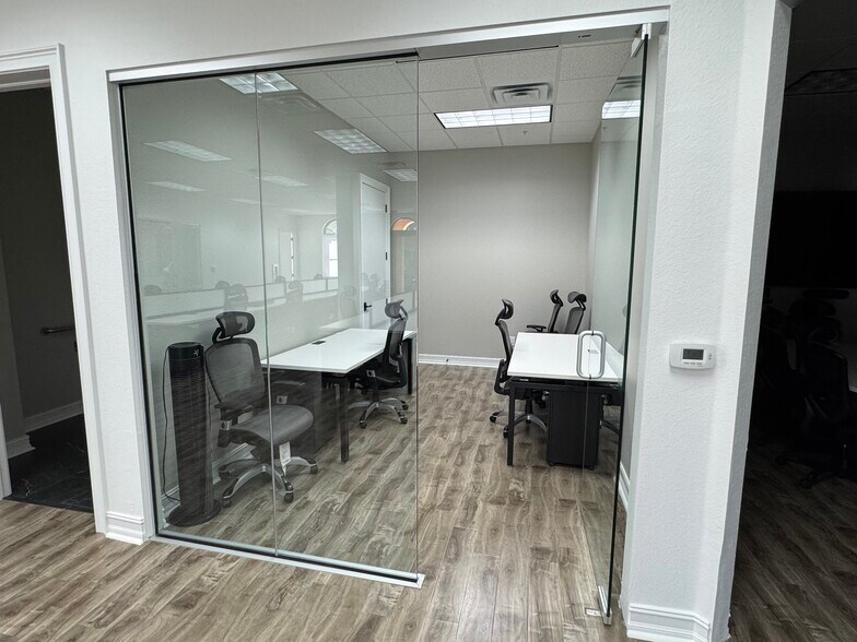 More Photos Of 13421 Parker Commons Blvd, Fort Myers Medical For Sale