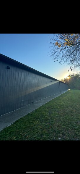 More Photos Of 13373 County Road 2, Morrisburg Industrial For Lease