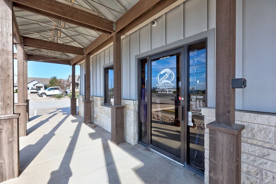 More Photos Of 14262 W State Highway 29, Liberty Hill General Retail For Sale