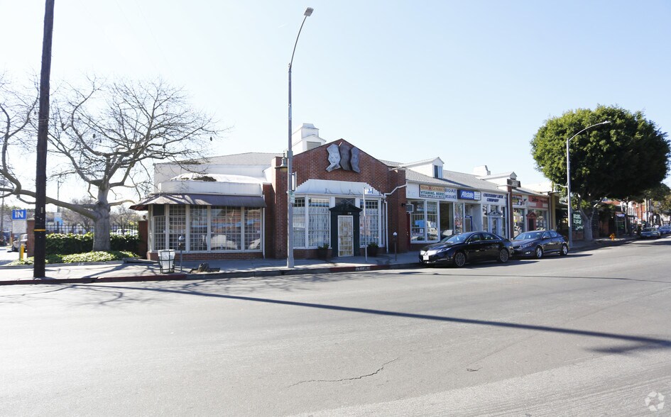 More Photos Of 3432 W 43rd St, Los Angeles Office For Sale