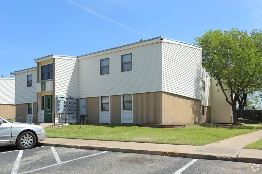 More Photos Of 207 N Hickory St, Sapulpa Multifamily For Sale