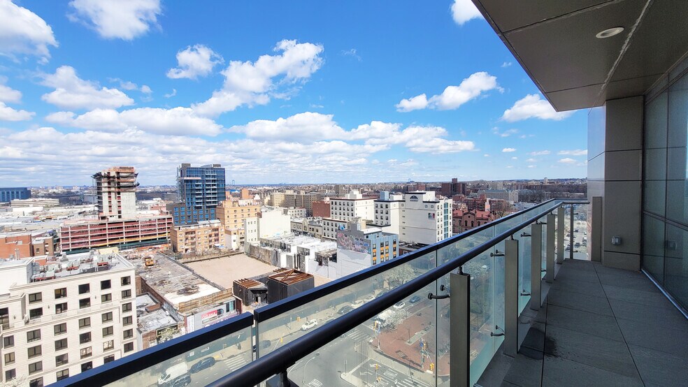 More Photos Of 36-18 Main St, Flushing Medical For Sale