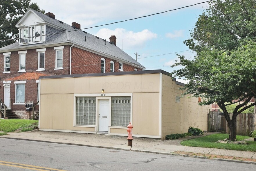 More Photos Of 253 Chittenden Ave, Columbus Loft Creative Space For Sale
