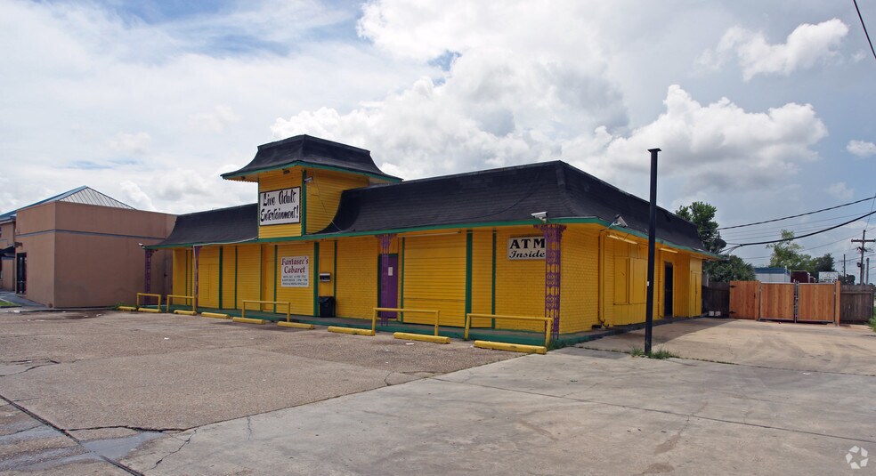 More Photos Of 111 Wright Ave, Gretna Bar For Lease