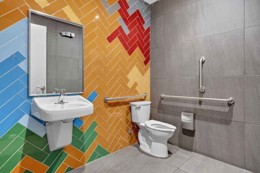 More Photos Of 682 Paul Huff Pky NW, Cleveland Storefront For Lease