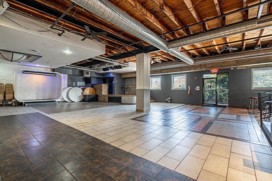 More Photos Of 4234-4242 MacAlester Ave, Philadelphia Manufacturing For Sale