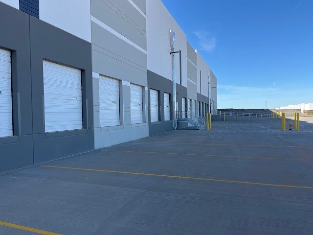 More Photos Of NWC Loop 202 & Sossaman Rd, Mesa Unknown For Lease