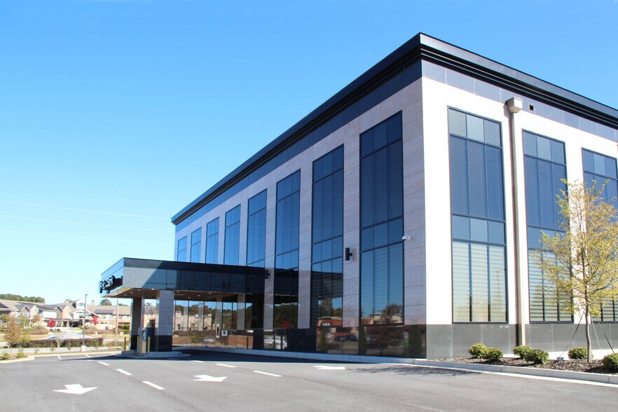 More Photos Of 3170 Peachtree Pkwy, Johns Creek Office For Lease