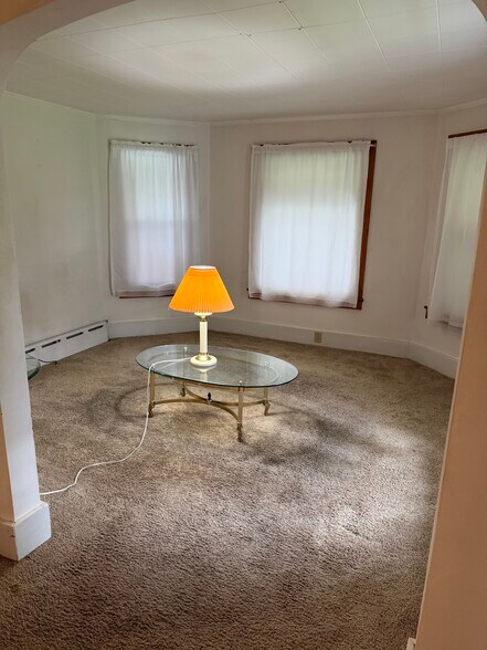 More Photos Of 50 Kirkendall Ave, Shavertown Flex For Sale