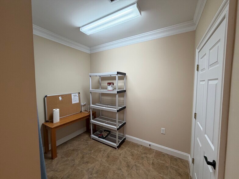 More Photos Of 1198 Buckhead Crossing, Woodstock Office For Lease