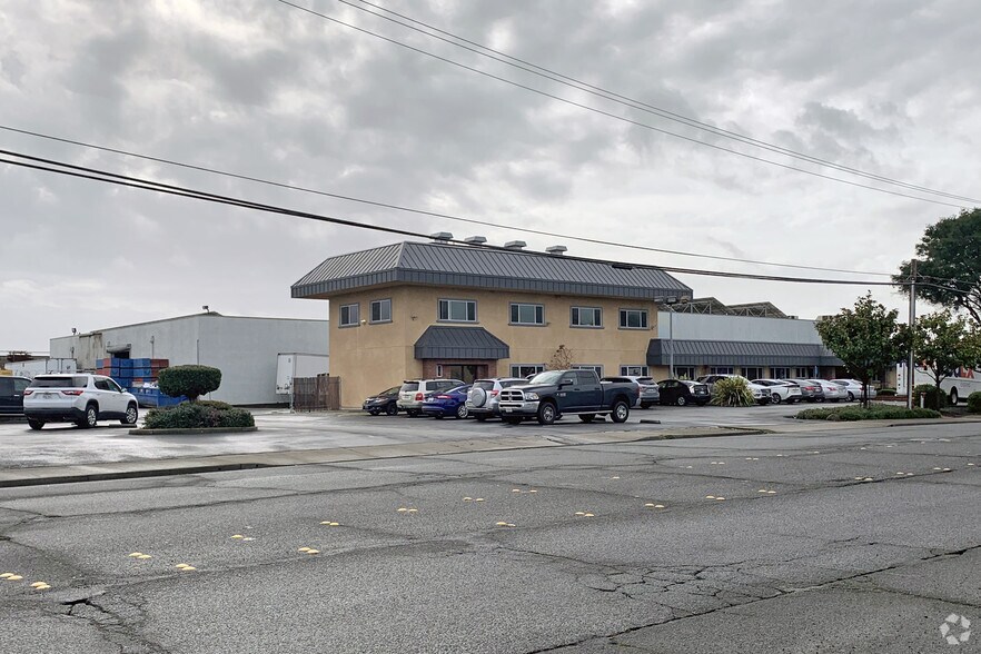 Primary Photo Of 1060 Hensley St, Richmond Office For Lease
